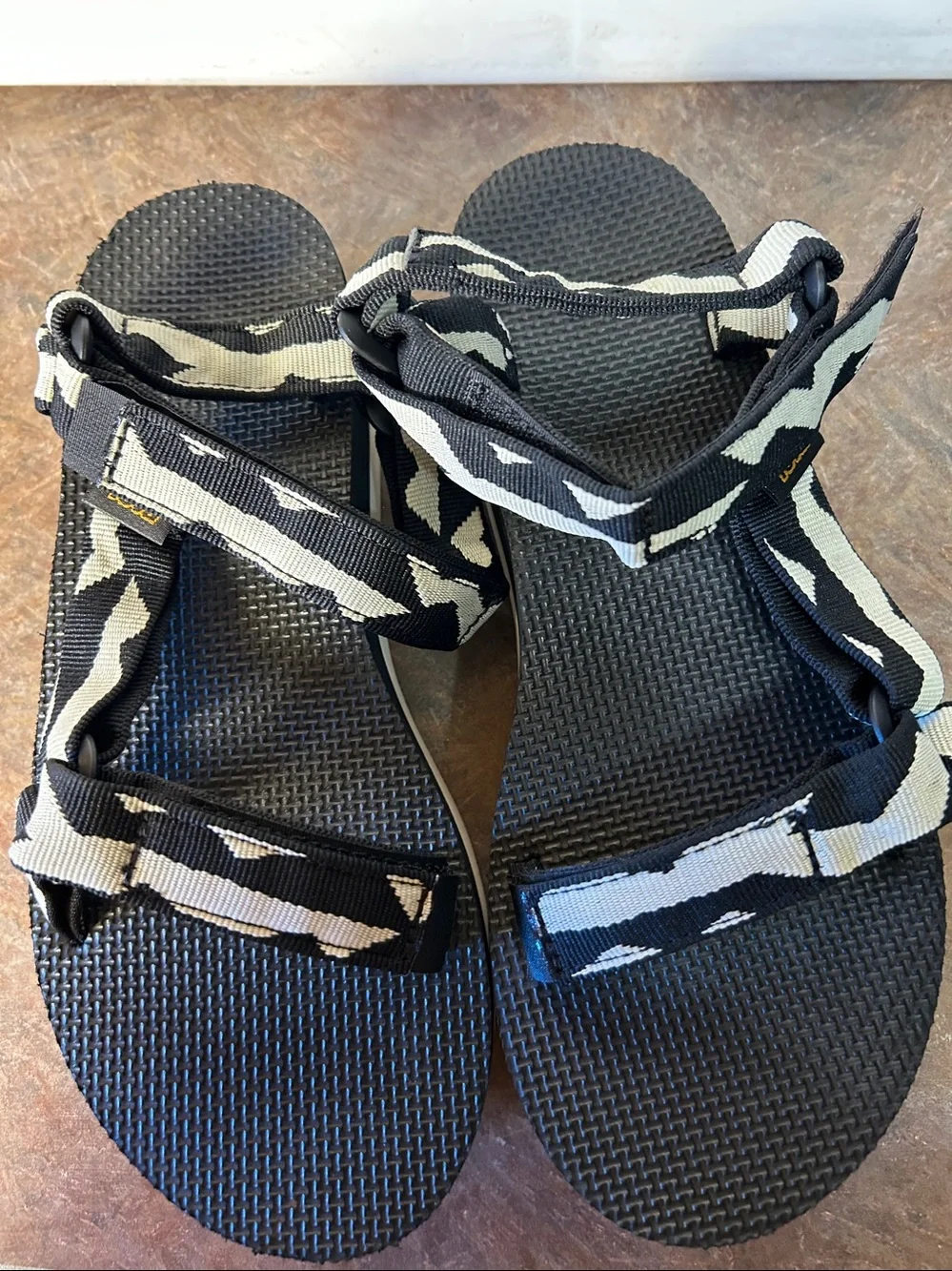 Teva Womens Original Universal Balance Black/White Strappy Sandal Sz 8